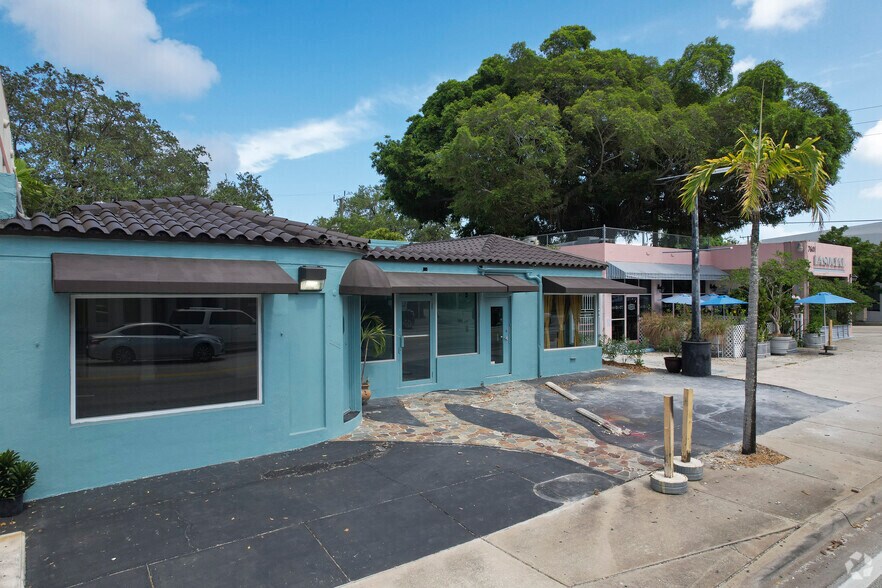 More Photos Of 7613-7617 Biscayne Blvd, Miami Storefront Retail Office For Lease