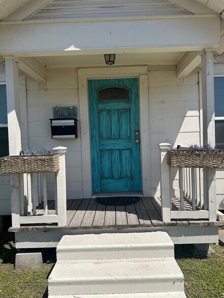 More Photos Of 506 N Alamo St, Refugio Office For Sale