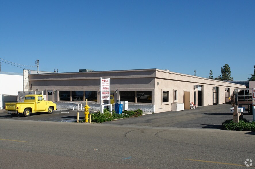 More Photos Of 662-672 Enterprise St, Escondido Warehouse For Lease
