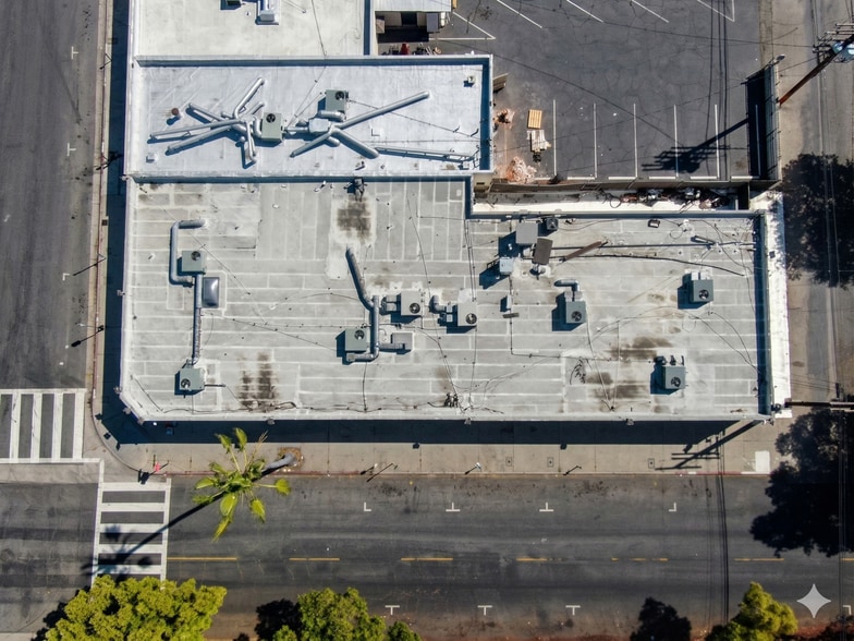 More Photos Of 14554-14560 Friar St, Van Nuys Freestanding For Sale