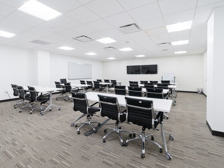 More Photos Of 1630 Welton St, Denver Coworking Space