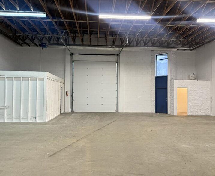 More Photos Of 19134 95A Av, Surrey Warehouse For Sale