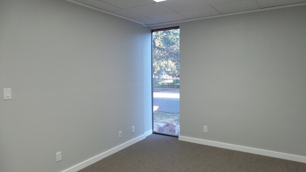 More Photos Of 707 24th St, Ogden Medical For Lease