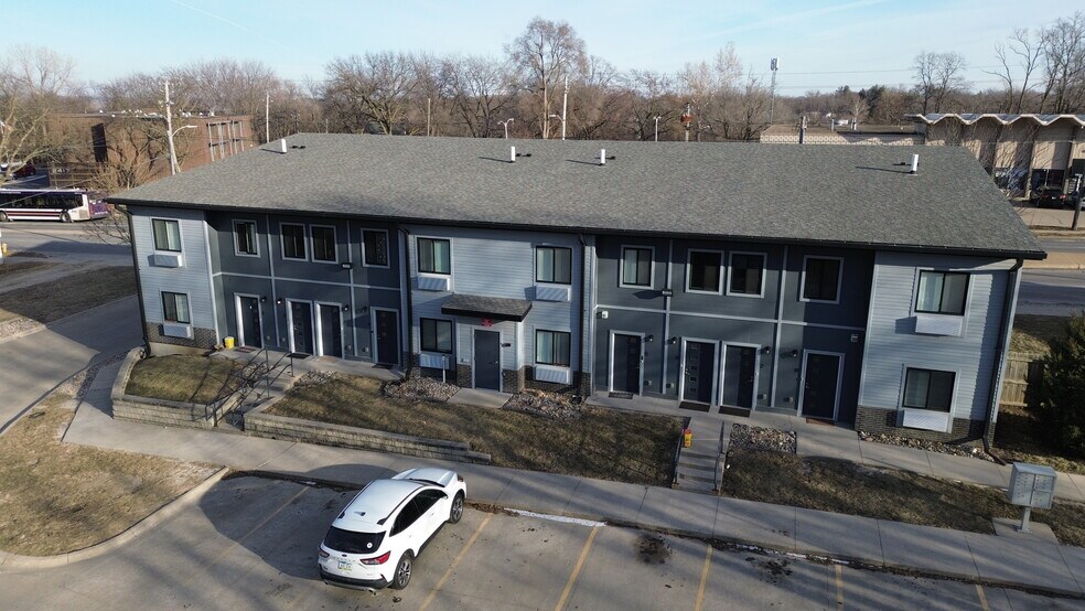Primary Photo Of , Des Moines Multifamily For Sale