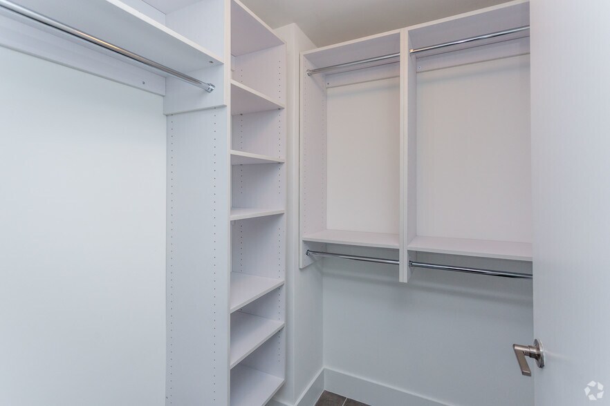 More Photos Of 180 NE 29th St, Miami Apartments For Lease