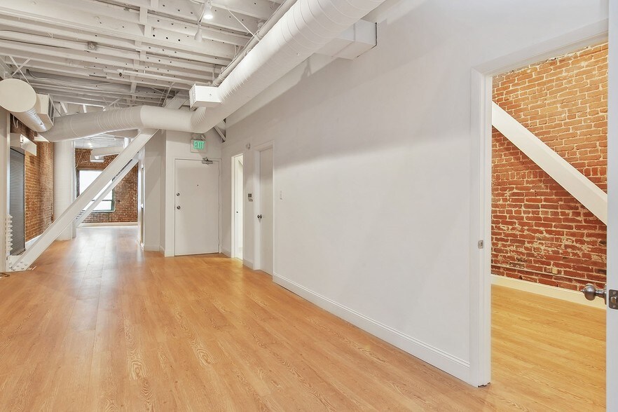 More Photos Of 1242 Market St, San Francisco Loft Creative Space For Lease