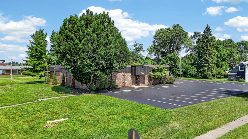 More Photos Of 3900 E Livingston Ave, Columbus Medical For Sale