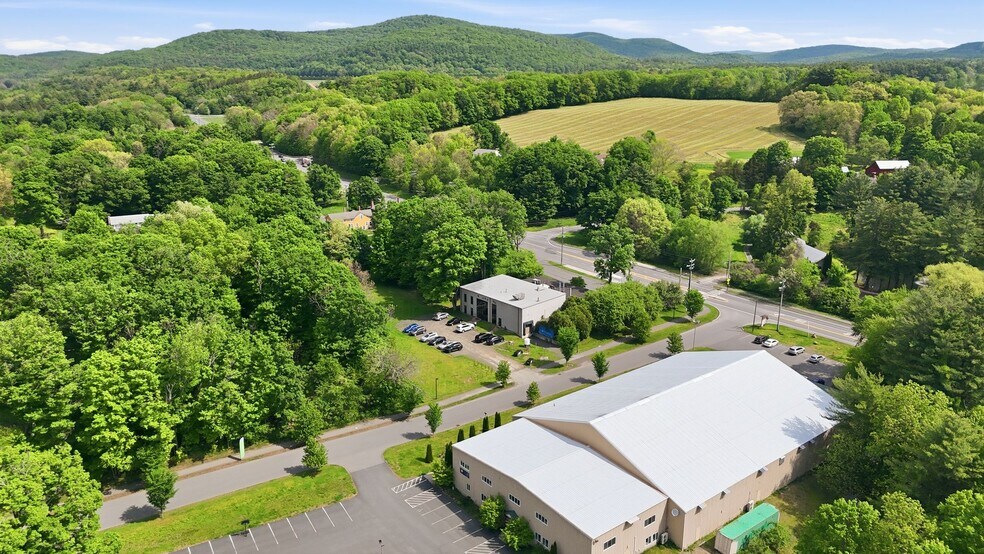 More Photos Of 665 Amherst Rd, Sunderland Research And Development For Sale