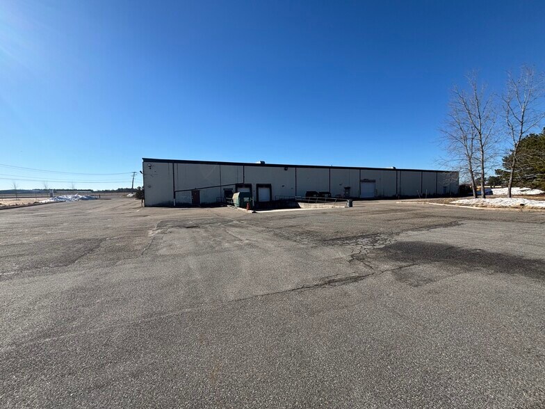 More Photos Of 1860 Smithtown Ave, Ronkonkoma Manufacturing For Sale