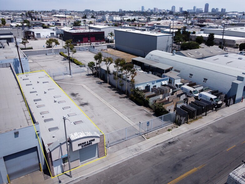 More Photos Of 1690 Hayes Ave, Long Beach Manufacturing For Lease