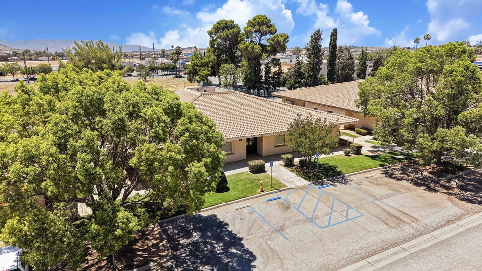 More Photos Of 264 N Highland Springs Ave, Banning Medical For Sale