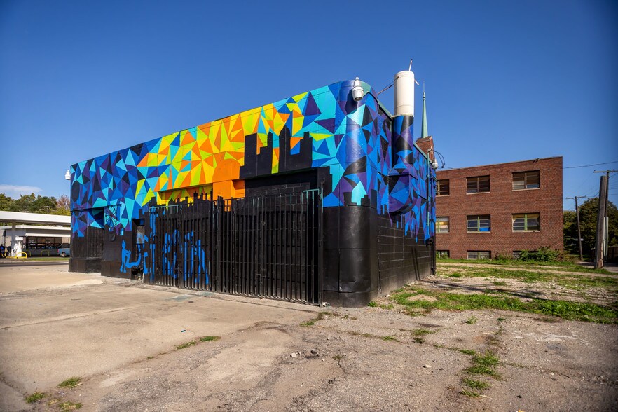 More Photos Of 19790 John R St, Detroit Auto Repair For Sale