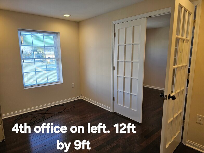 More Photos Of 27 S Royal Ave, Front Royal Medical For Lease