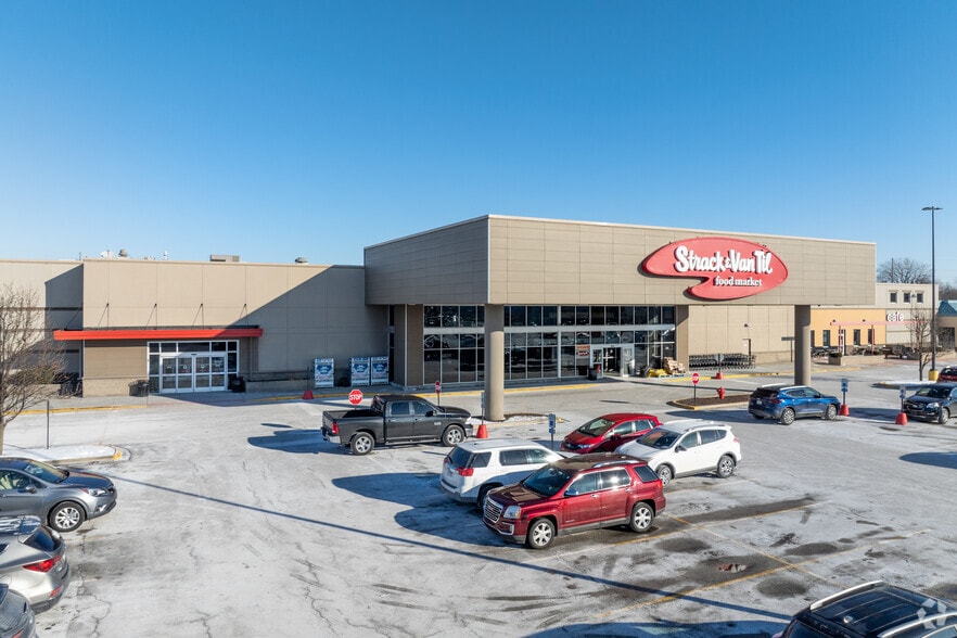 Primary Photo Of 1505-1525 US Highway 41, Schererville Department Store For Lease
