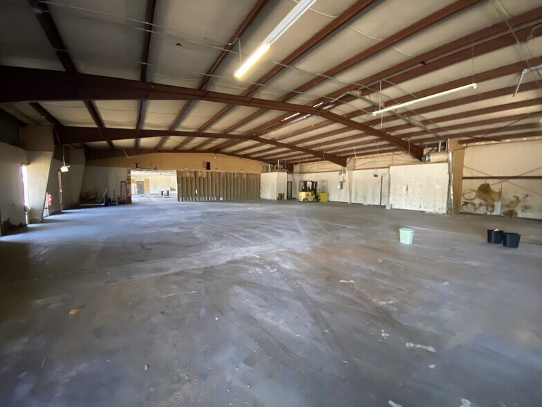 More Photos Of 4618 Wheeler Ave, Fort Smith Light Manufacturing For Lease