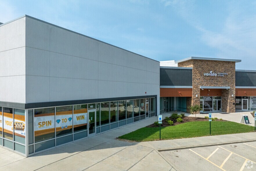 More Photos Of 402-440 N Weber Rd, Romeoville Freestanding For Sale