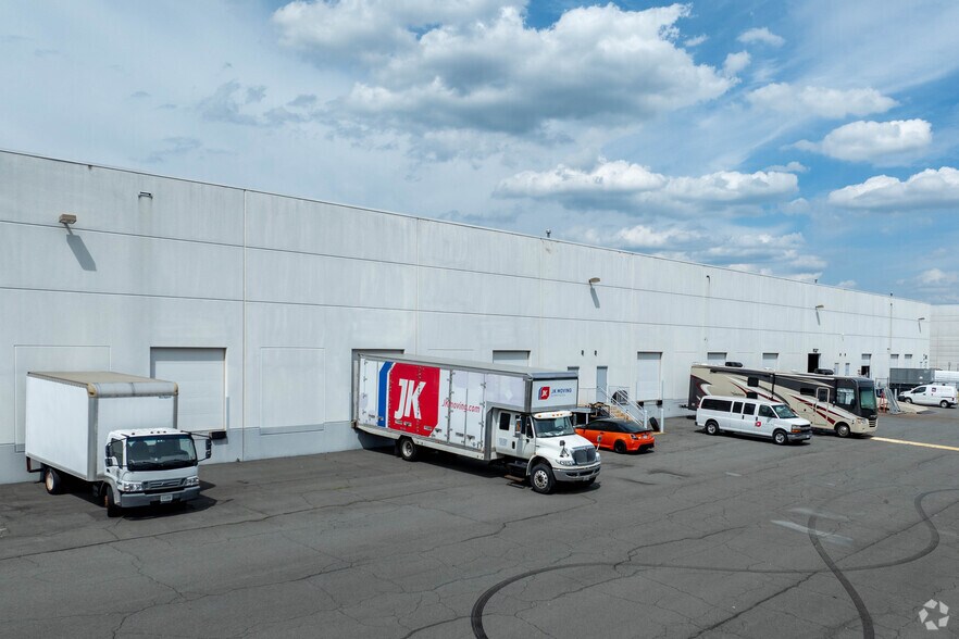 More Photos Of 21598 Atlantic Blvd, Sterling Industrial For Sale