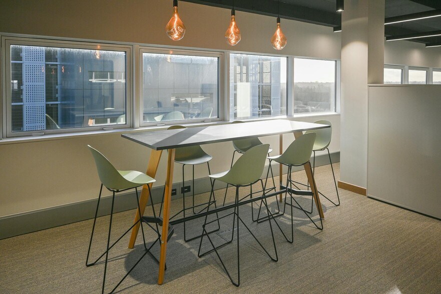 More Photos Of Elder Gate, Milton Keynes Office For Lease