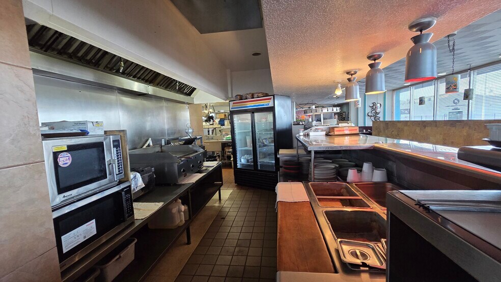 More Photos Of 4500 Central Ave SE, Albuquerque Restaurant For Sale
