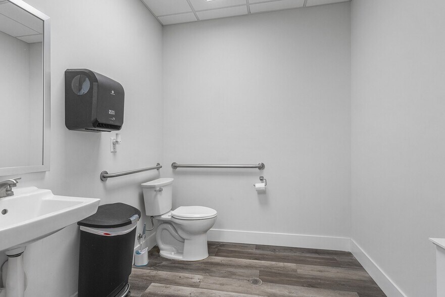 More Photos Of 9100 Belvedere Rd, Royal Palm Beach Loft Creative Space For Sale