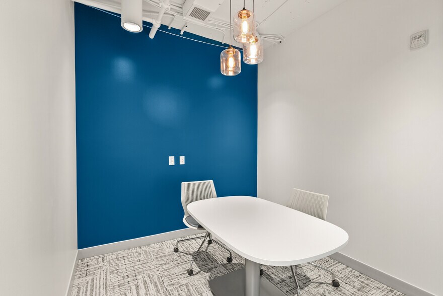 More Photos Of 1550 Crystal Dr, Arlington Office For Lease