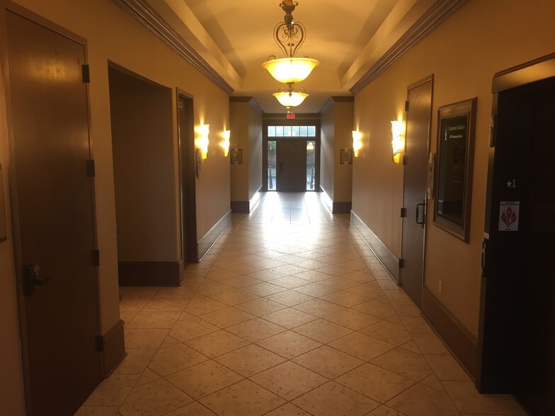 More Photos Of 3085 Fountainside Dr, Germantown Medical For Lease