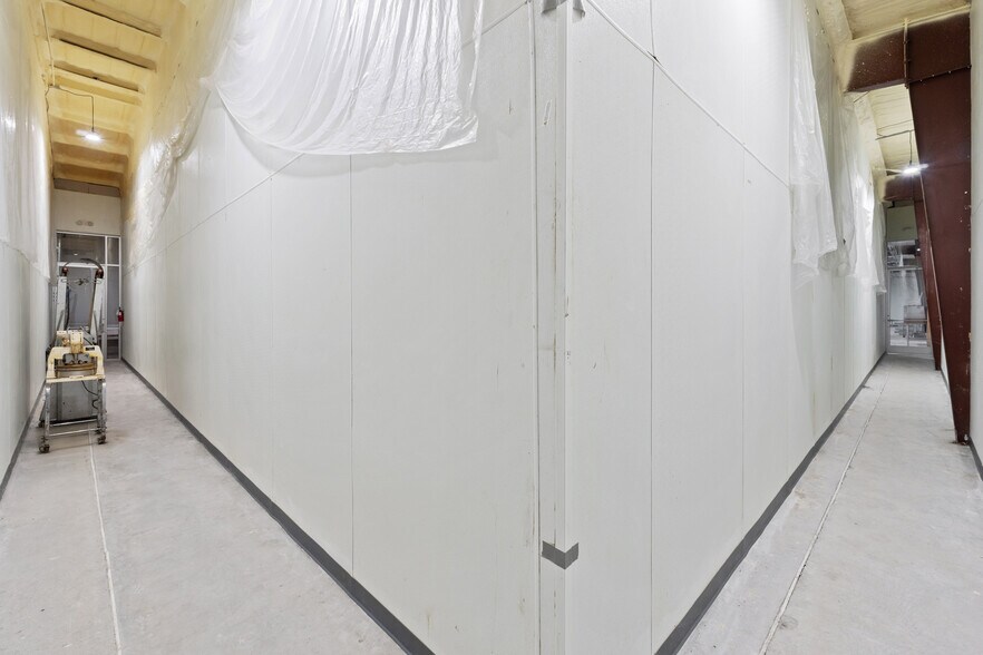More Photos Of 4200 W Mile 3 Rd, Mission Food Processing For Sale