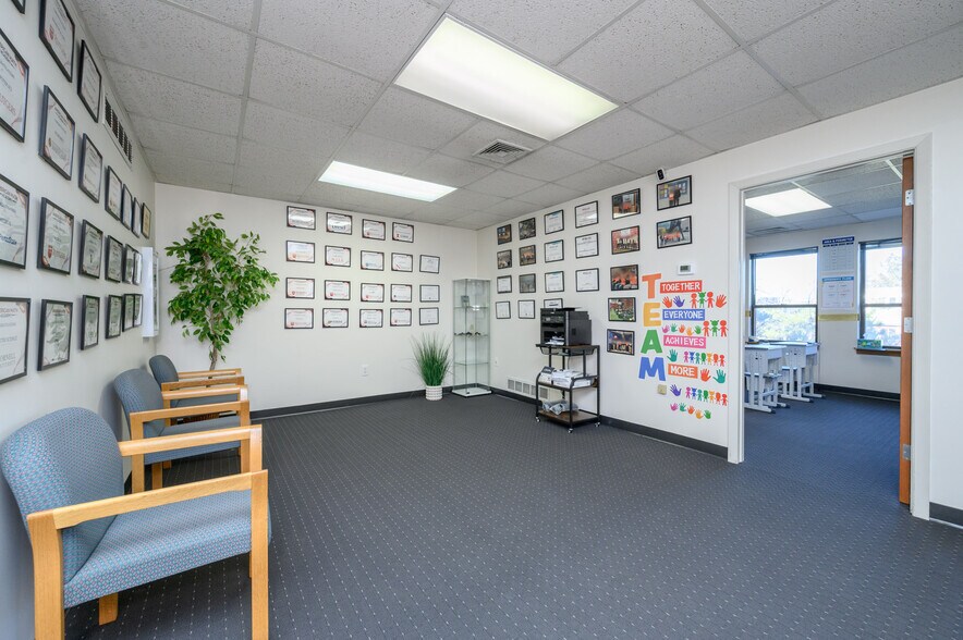 More Photos Of 178 Tamarack Cir, Skillman Office For Sale