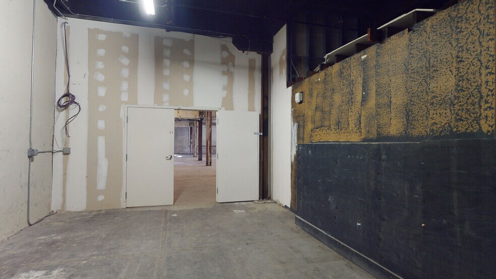 More Photos Of 3 Martin Luther King Jr Blvd, Savannah Restaurant For Sale