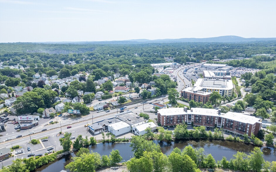 More Photos Of 1455-1457 VFW Pky, West Roxbury Storefront For Lease