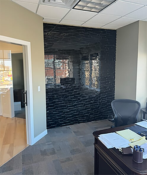 More Photos Of 123-125 N Main St, Crown Point Loft Creative Space For Lease