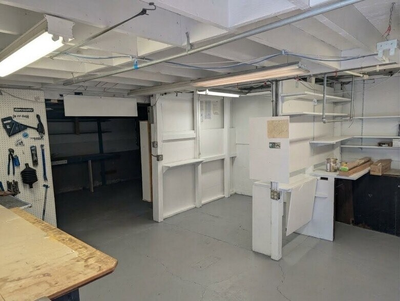 More Photos Of 500 Brannan St, San Francisco General Retail For Sale