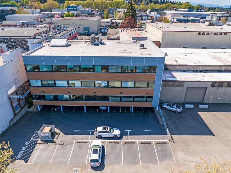 More Photos Of 4241 21st Ave W, Seattle Office For Sale