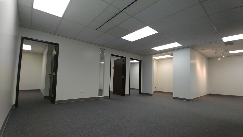 More Photos Of 9101 Pearl St, Thornton Medical For Sale