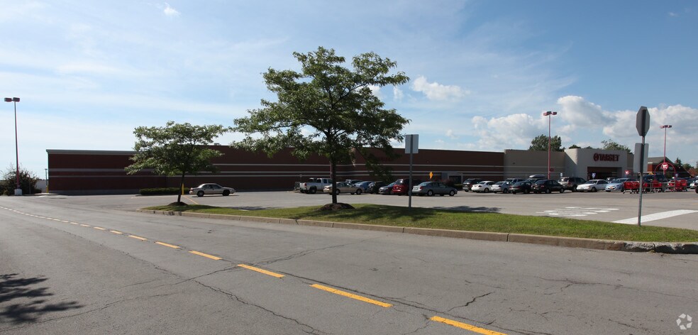 More Photos Of 2626-2656 Delaware Ave, Buffalo Unknown For Lease