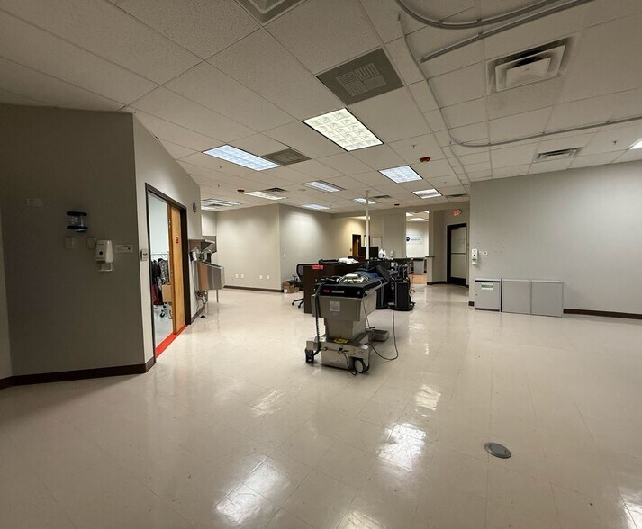 More Photos Of 4700 Jefferson St NE, Albuquerque Medical For Lease