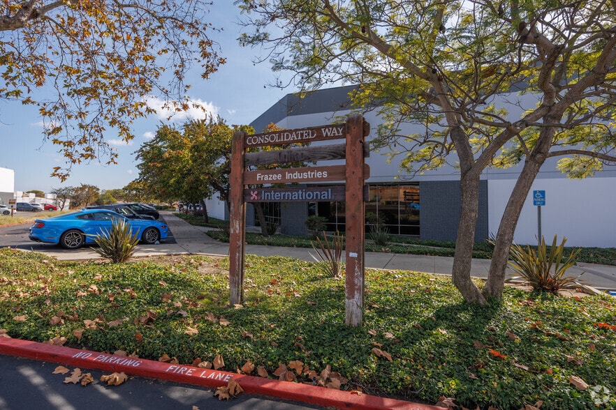 More Photos Of 7077 Consolidated Way, San Diego Warehouse For Lease