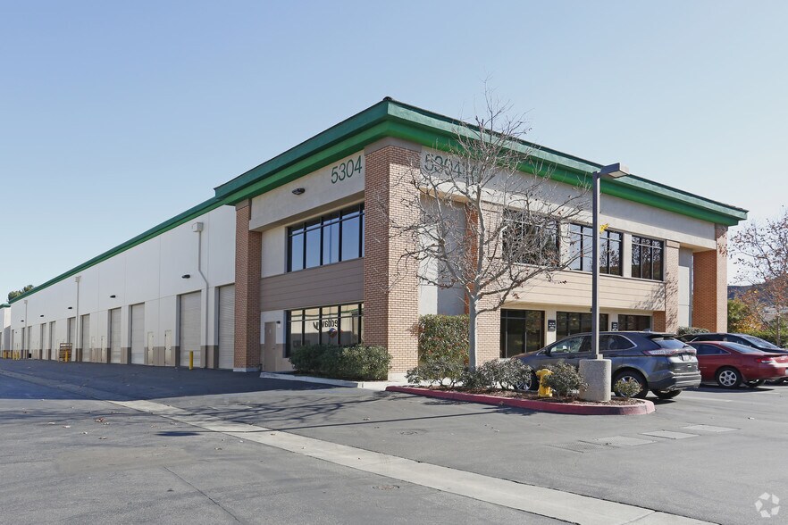More Photos Of 5304 Derry Ave, Agoura Hills Warehouse For Lease