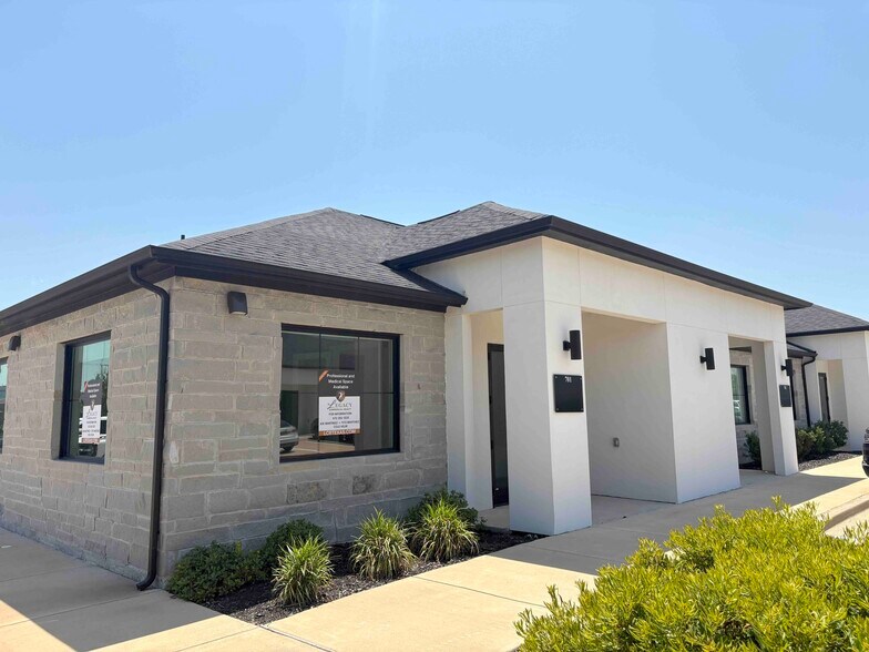 Primary Photo Of 2001 Auburn Hills Pky, McKinney Office For Lease