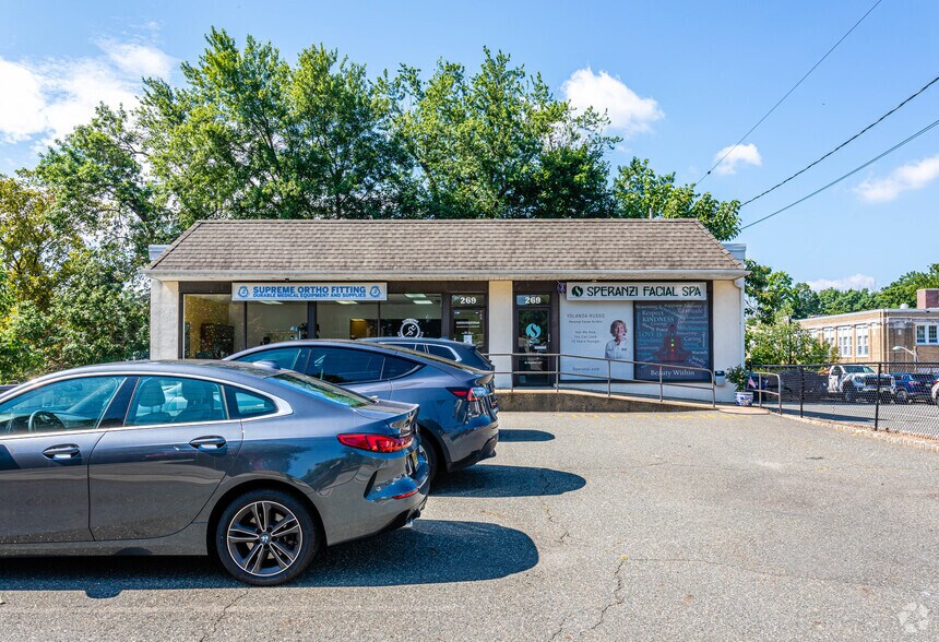 More Photos Of 269 Bloomfield Ave, Verona Freestanding For Sale