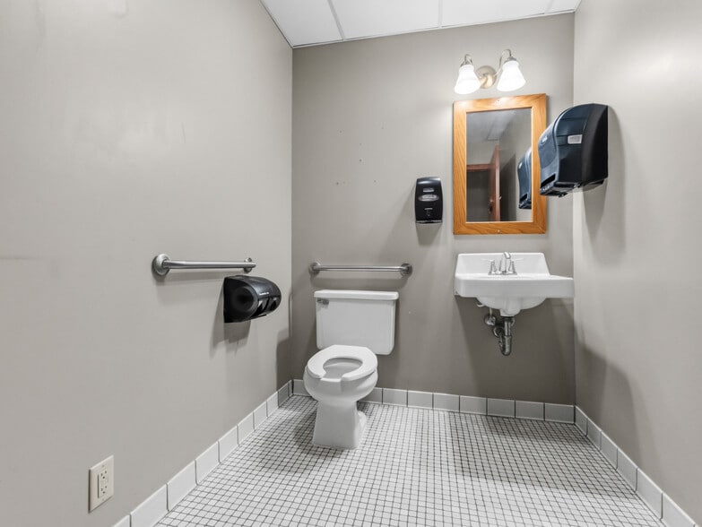 More Photos Of 1 N Main St, Rice Lake Specialty For Sale