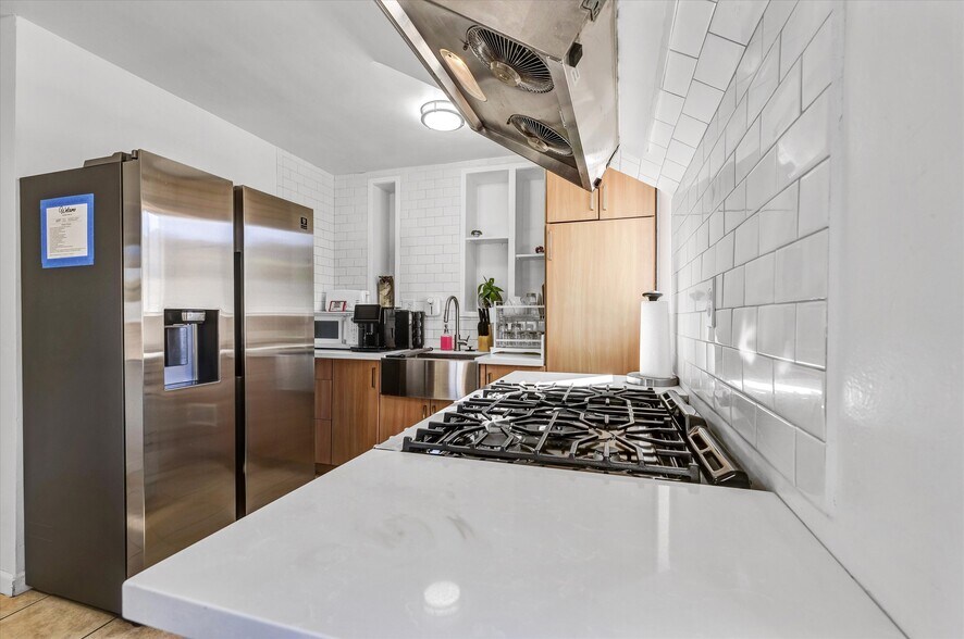 More Photos Of 2405 Meadowvale Ave, Los Angeles Multifamily For Sale