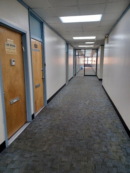 More Photos Of 11655 Queens Blvd, Forest Hills Office For Lease