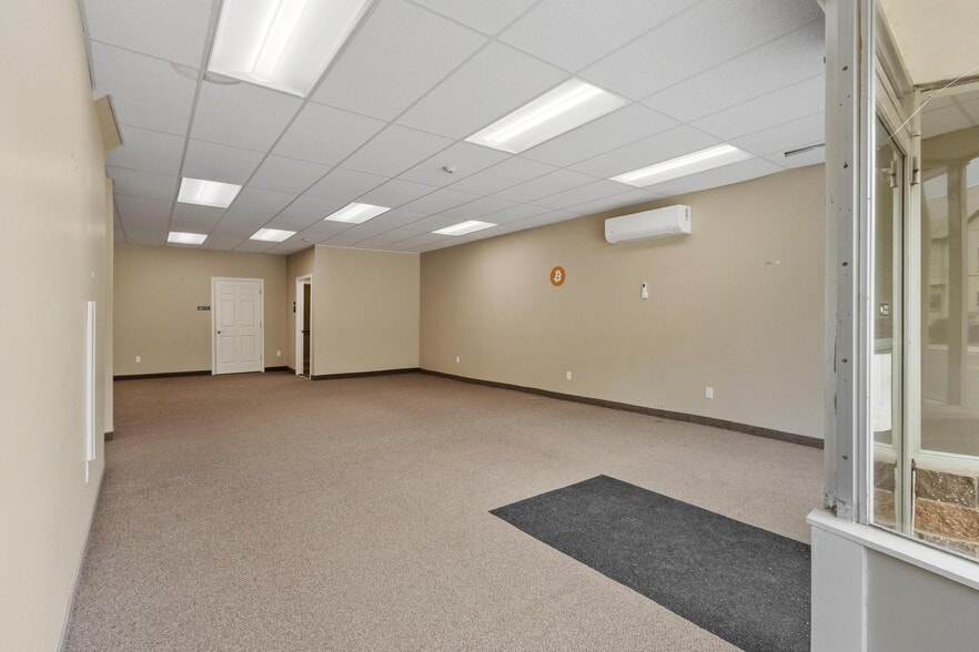 More Photos Of 91 Central St, Leominster Freestanding For Lease