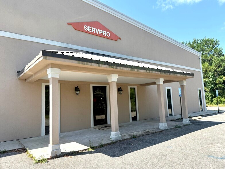 More Photos Of 12760 Lorraine Rd, Biloxi General Retail For Lease
