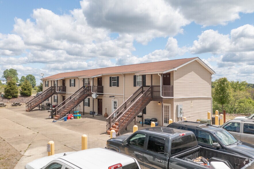 Primary Photo Of 962 Old Brick Rd, West Alexander Apartments For Lease