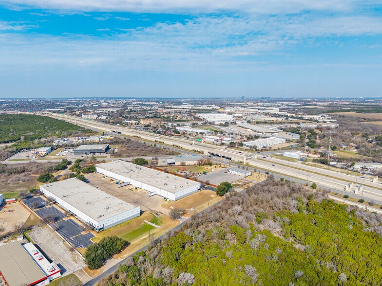 More Photos Of 8291 Springdale Rd, Austin Unknown For Lease