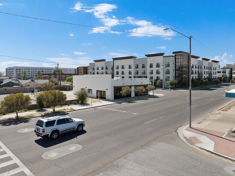 More Photos Of 1201 E Van Buren St, Phoenix Restaurant For Sale