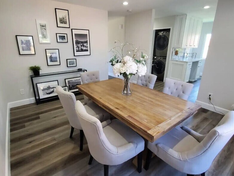 More Photos Of 1558 Ebers St, San Diego Apartments For Sale