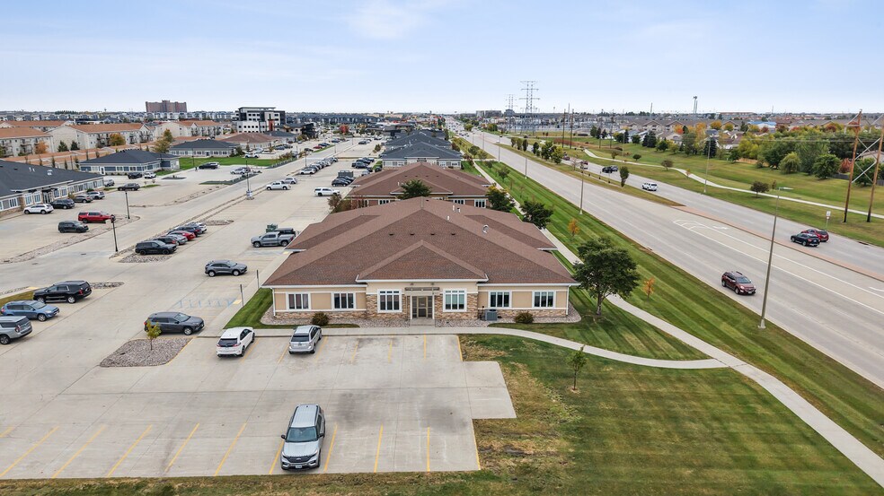 More Photos Of 3575 45th South, Fargo Office For Sale